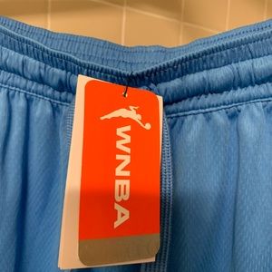 Nike performance shorts, WNBA Chicago Sky logo